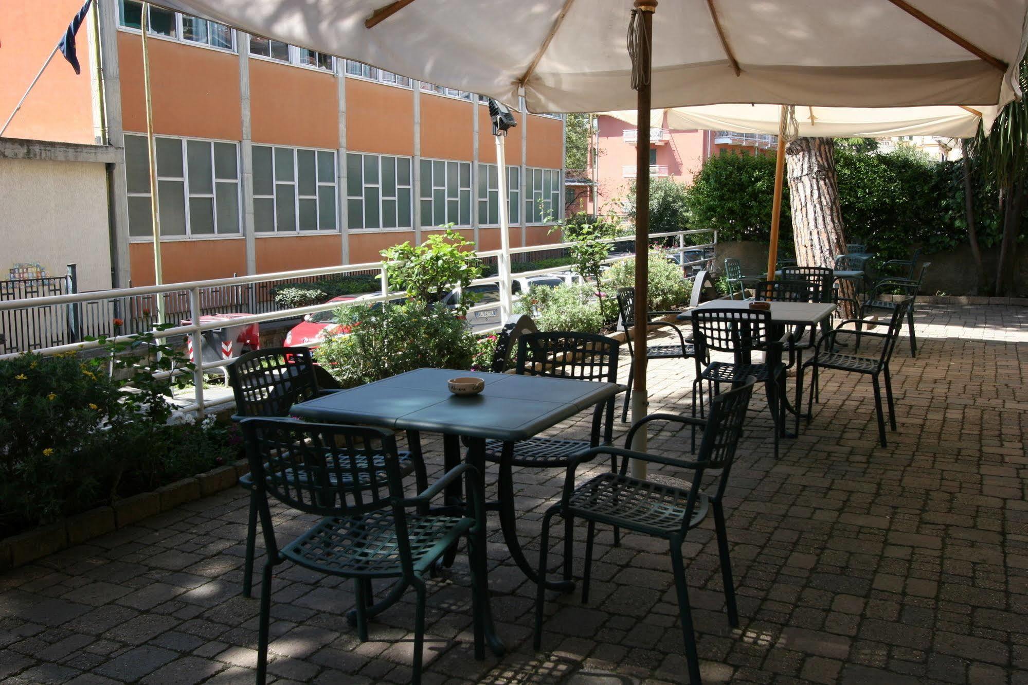 Albergo Adriana Celle Ligure Exteriér fotografie